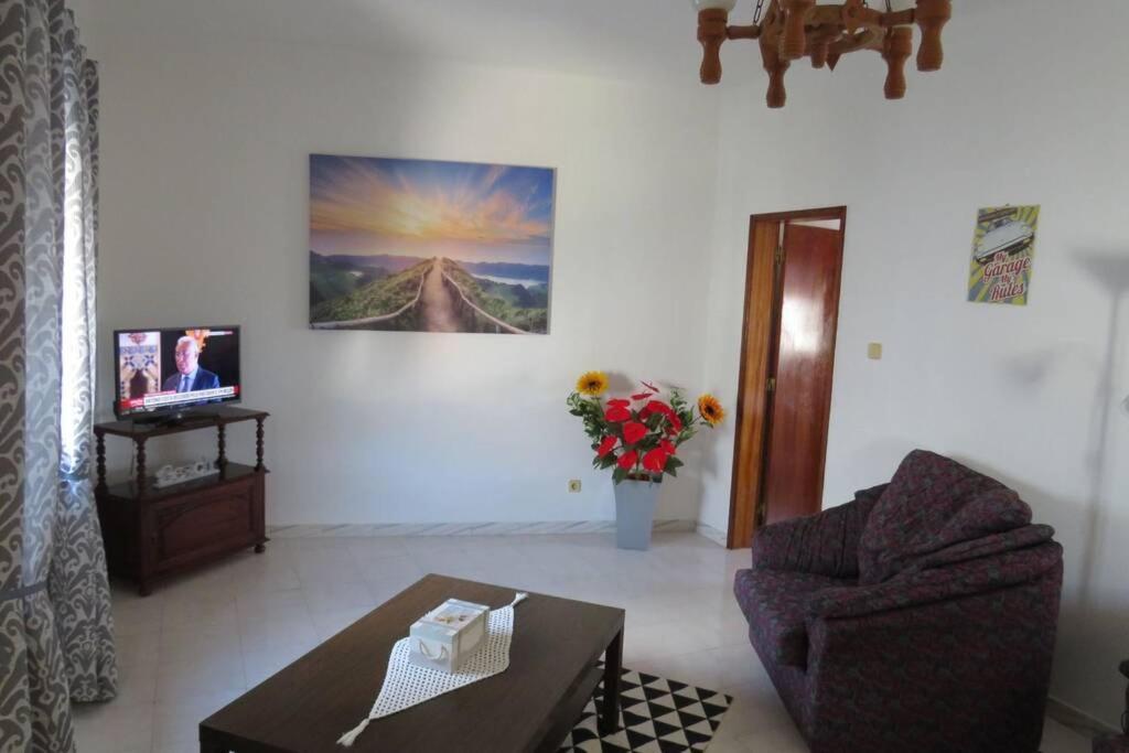 Casa S Nicolau 2 Near The Beach โลรินญา ภายนอก รูปภาพ